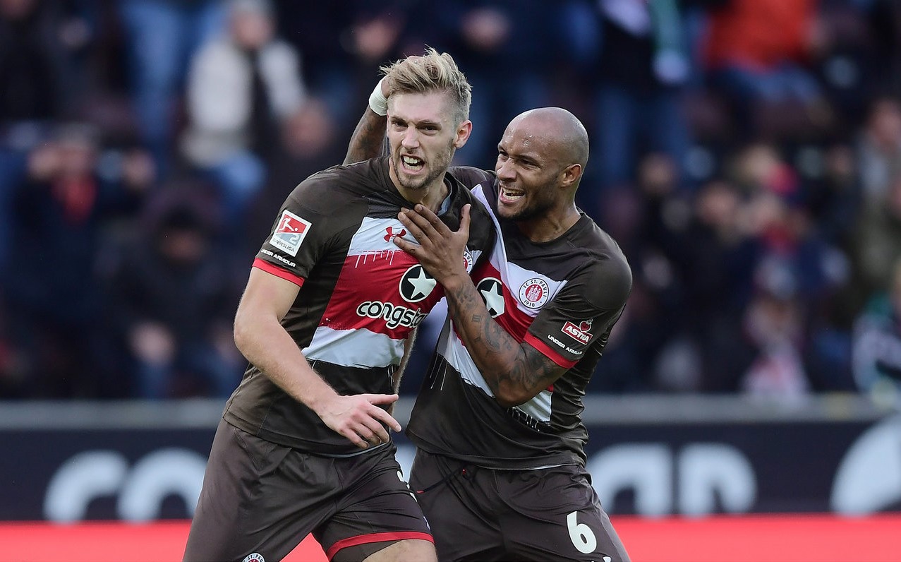 关于雷根斯堡主场战平斯图加特,保持不败的信息 关于雷根斯堡主场战平斯图加特,保持不败的信息