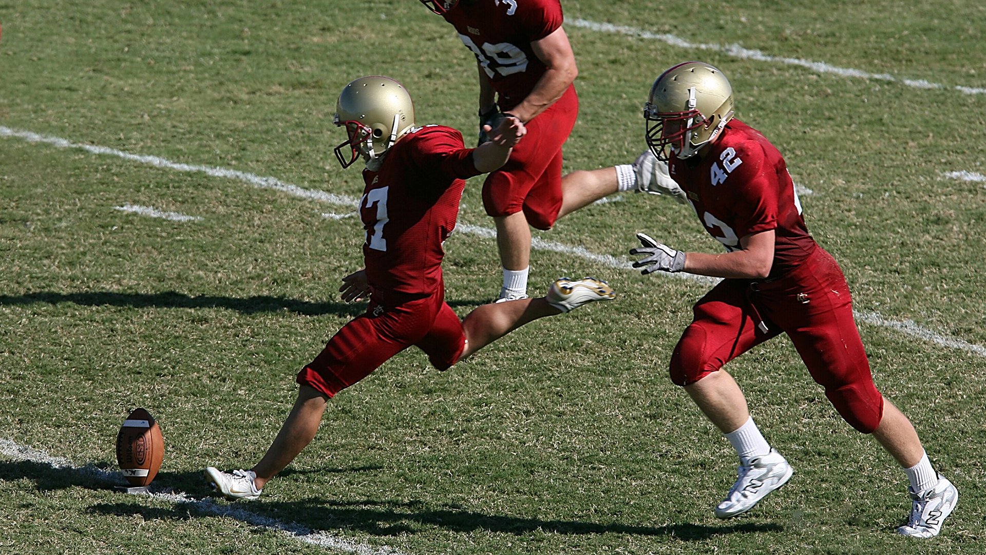 戈麦斯点燃赛场，奥地利逆转英格兰的战术革命与足球新秩序